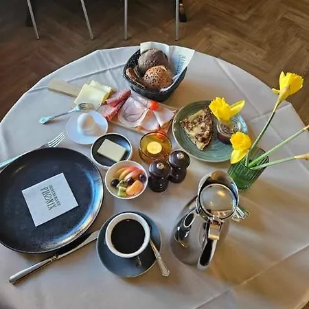 Bed & Breakfast Phonix *